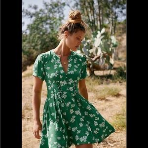 Free People Green & White Floral Mini SunDress Size 6 Women Boho